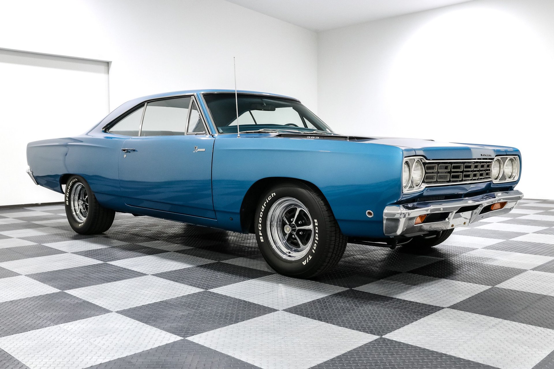 1968-plymouth-road-runner-omelybjb